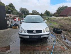 Silber Gebraucht 2004 VW Polo Kleinwagen | 1.000 € (Guter Preis)