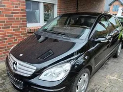 Schwarz Gebraucht 2006 Mercedes B200 Van / Kleinbus | 6.000 € (Fairer Preis)