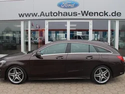 Braun Gebraucht 2016 Mercedes CLA180 Shooting Brake AMG line Kombi | 17.970 € (Fairer Preis)