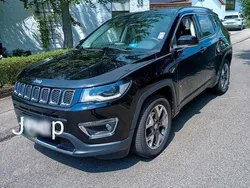 Schwarz Gebraucht 2017 Jeep Compass Limited SUV | 15.999 € (Fairer Preis)
