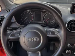 Rot Gebraucht 2012 Audi A1 Kleinwagen | 6.500 €