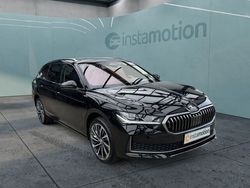 Schwarz Gebraucht 2024 Skoda Superb Kombi | 61.230 €