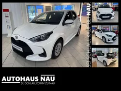 Super white 2 Neu 2025 Toyota Yaris Hybrid Business Edition Limousine | 22.790 € (Guter Preis)