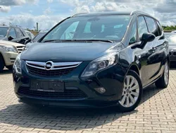 Smaragd gruen (mi) Gebraucht 2014 Opel Zafira Innovation Van / Kleinbus | 6.850 € (Fairer Preis)
