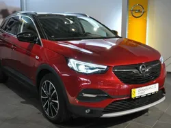 Schwarz metallic Gebraucht 2020 Opel Grandland X Ultimate SUV | 32.900 €