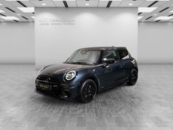 Grau Gebraucht 2024 Mini Cooper Kleinwagen | 28.510 € (Etwas zu teuer)