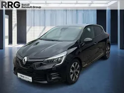 Sternenschwarz Gebraucht 2023 Renault Clio V Evolution Limousine | 16.790 € (Fairer Preis)