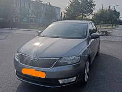 Grau Gebraucht 2013 Skoda Rapid Ambition Limousine | 9.500 € (Fairer Preis)
