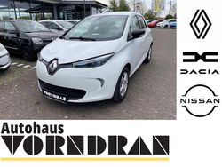 Gletscherweiss Gebraucht 2017 Renault Zoe Life Kleinwagen | 7.900 € (Fairer Preis)