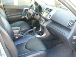 Silber Gebraucht 2007 Toyota RAV4 SUV | 5.999 € (Guter Preis)