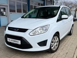 Weiß Gebraucht 2013 Ford Grand C-Max Trend Van / Kleinbus | 6.890 € (Fairer Preis)
