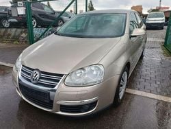 Beige Gebraucht 2008 VW Jetta Trendline Limousine | 3.499 € (Guter Preis)