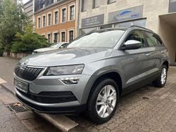 Grau Gebraucht 2018 Skoda Karoq Ambition SUV | 15.700 € (Guter Preis)