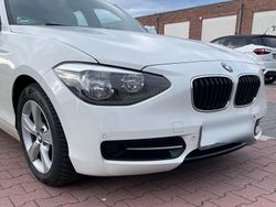 Weiß Gebraucht 2012 BMW 116 Sport Line Kleinwagen | 9.000 € (Fairer Preis)