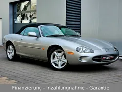Silber Gebraucht 1998 Jaguar XK8 Cabrio | 13.990 €