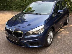 Blau Gebraucht 2015 BMW 218 Active Tourer Performance Van / Kleinbus | 7.999 € (Guter Preis)