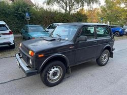 Braun Gebraucht 2016 Lada niva SUV | 2.400 € (Fairer Preis)