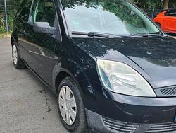 Schwarz Gebraucht 2004 Ford Fiesta Kleinwagen | 1.299 € (Etwas zu teuer)