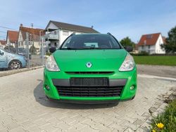 Grün Gebraucht 2012 Renault Clio GrandTour Expression Kombi | 3.899 €