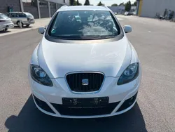 Weiß Gebraucht 2013 Seat Altea XL Van / Kleinbus | 4.444 € (Superpreis)