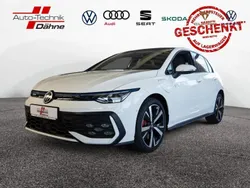 Weiß Neu 2024 VW Golf VIII GTE Limousine | 49.880 € (Etwas zu teuer)