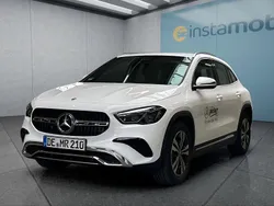 Weiß Gebraucht 2025 Mercedes GLA200 SUV | 43.849 € (Teuer)