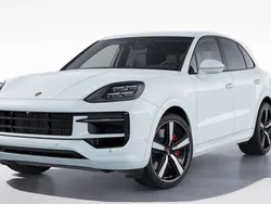 Weiß Gebraucht 2025 Porsche Cayenne S SUV | 140.420 €