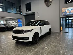 Fuji white metallic Neu 2025 Land Rover Range Rover Autobiography SUV | 190.999 € (Teuer)