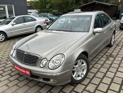 Silber Gebraucht 2004 Mercedes E200 Elegance Limousine | 5.990 € (Fairer Preis)
