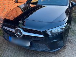 Schwarz Gebraucht 2020 Mercedes A200 Limousine | 20.100 € (Fairer Preis)