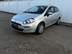 Silber Gebraucht 2013 Fiat Punto Young Limousine | 3.990 € (Etwas zu teuer)
