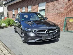 Grau Gebraucht 2022 Mercedes C200 Avantgarde Kombi | 29.900 € (Fairer Preis)