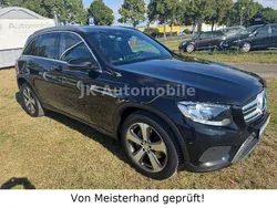 Obsidianschwarz metalliclack Gebraucht 2015 Mercedes GLC220 SUV | 17.500 € (Fairer Preis)