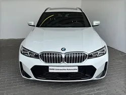 Alpinweiss uni Gebraucht 2024 BMW 318 M Sport Kombi | 37.240 € (Fairer Preis)