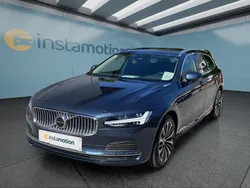 Blau Gebraucht 2023 Volvo V90 Core Kombi | 46.949 € (Fairer Preis)
