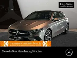 Grau Gebraucht 2024 Mercedes A200 Advanced Limousine | 30.890 € (Fairer Preis)