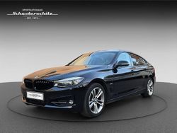 Saphirschwarz metallic Gebraucht 2017 BMW 330 Sport Line Limousine | 18.950 € (Fairer Preis)