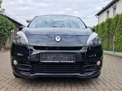 Schwarz Gebraucht 2012 Renault Scénic III Van / Kleinbus | 5.577 € (Guter Preis)