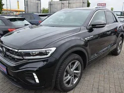 Deep black perleffekt (metallic) Gebraucht 2024 VW T-Roc R-line Plus SUV | 29.890 € (Guter Preis)