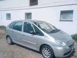Silber Gebraucht 2007 Citroën Xsara Picasso Van / Kleinbus | 1.100 €