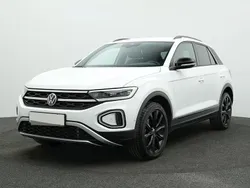 Weiss Gebraucht 2024 VW T-Roc IQ Drive SUV | 30.789 € (Fairer Preis)