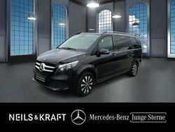 Obsidianschwarz Gebraucht 2023 Mercedes V220 Van / Kleinbus | 56.977 € (Teuer)
