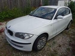 Weiß Gebraucht 2009 BMW 116 Kleinwagen | 2.490 € (Superpreis)