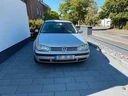 Silber Gebraucht 2000 VW Golf IV Kleinwagen | 2.300 € (Fairer Preis)