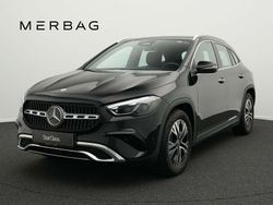 Schwarz Gebraucht 2024 Mercedes GLA200 Progressive SUV | 37.490 € (Guter Preis)