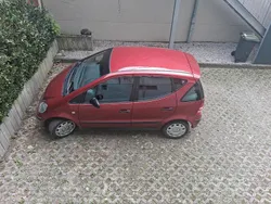 Rot Gebraucht 2002 Mercedes A140 Kleinwagen | 3.100 €