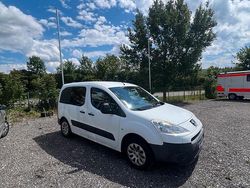Weiß Gebraucht 2015 Peugeot Partner Van | 3.500 € (Fairer Preis)