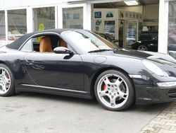 Schwarz Gebraucht 2006 Porsche 911 Carrera 4S Cabriolet Cabrio | 68.900 € (Etwas zu teuer)