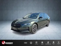 Khaki grün Gebraucht 2024 Skoda Octavia SportLine Kombi | 39.270 € (Teuer)