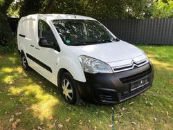 Weiß Gebraucht 2018 Citroën Berlingo Van / Kleinbus | 7.999 €